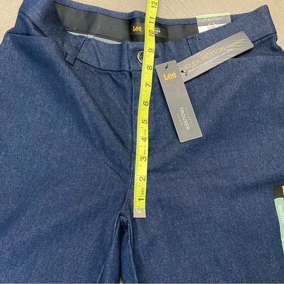NWT Lee Women’s Flex Motion Regular Fit Mid Rise Indigo Trousers Size 8 Medium - Picture 5 of 16